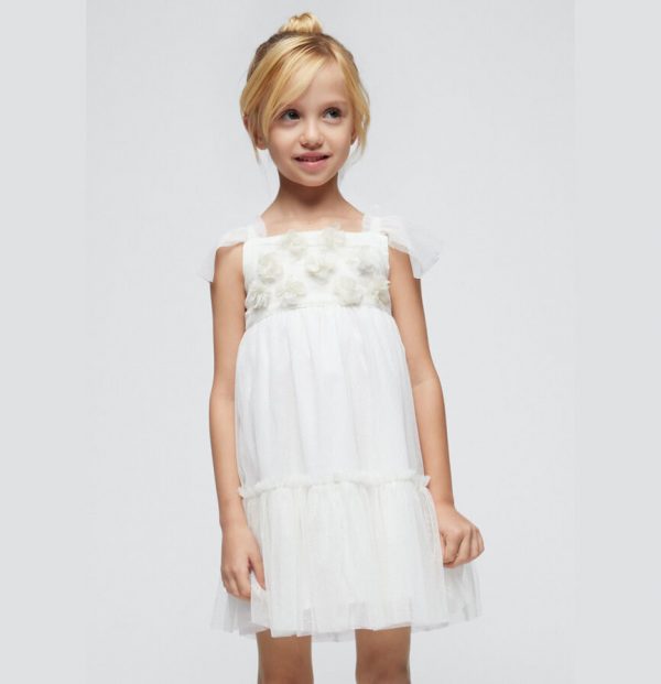 Παιδικό αμπιγιέ φόρεμα με τούλι Mayoral 3929 λευκό για κορίτσια που θα λάμψουν με την επίσημη τους εμφάνιση στο γάμο ή την βάφτιση