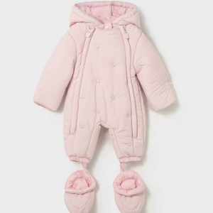 Βρεφική φόρμα εξόδου Mayoral 02603-027 Ροζ για κορίτσια που θέλουν ζεστασιά στις βόλτες τους τον χειμώνα αλλά και άνεση και ωραία εμφάνιση